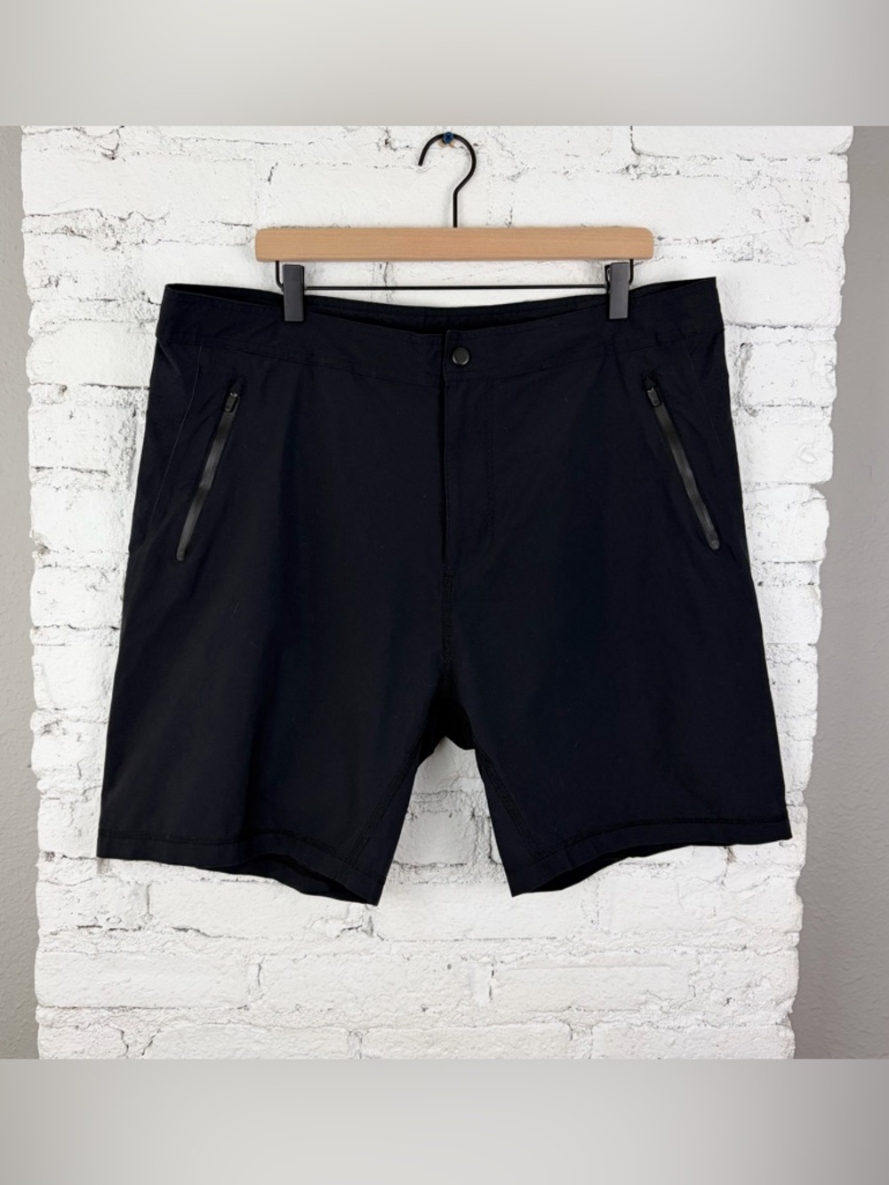 Mack Weldon Black 4 Way Active Hydrid Performance Mesh Perforated Shorts XXL